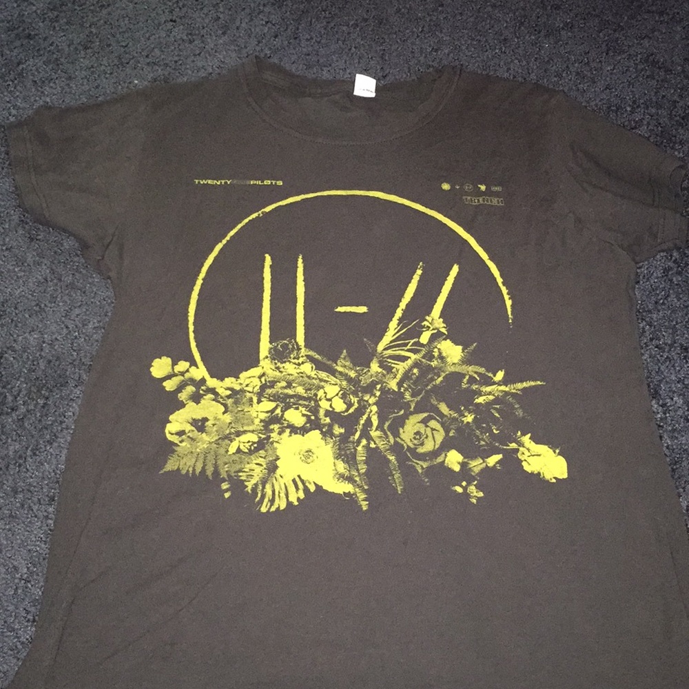 twenty one pilots flower trench shirt